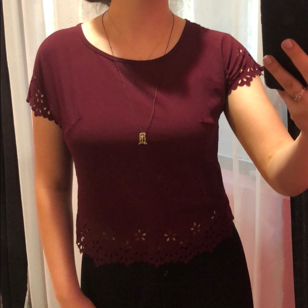 Burgundy short sleeve